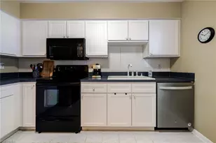 6869 Bogey Dr, Fort Myers, FL 33919 - Photo 7