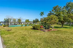 6869 Bogey Dr, Fort Myers, FL 33919 - Photo 43