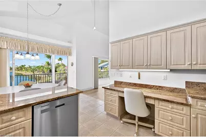 517 Lake Murex Cir, Sanibel, FL 33957 - Photo 11