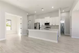 131 Kismet Pkwy E, Cape Coral, FL 33909 - Photo 9