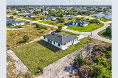 321 Peerless St, Lehigh Acres, FL 33974 - Photo 41