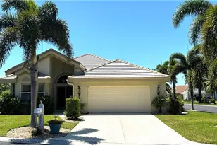 9725 Keel Ct, Fort Myers, FL 33919 - Photo 3