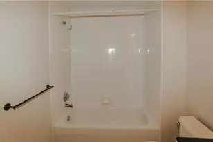 4670 St Croix Ln, Naples, FL 34109 - Photo 17