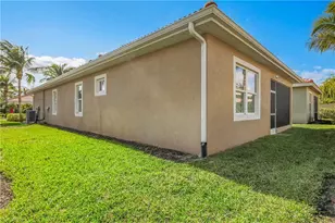 3905 Dunnster Ct, Fort Myers, FL 33916 - Photo 33