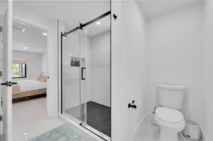 2851 SE 19th Pl, Cape Coral, FL 33904 - Photo 15