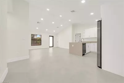 751 Chelsea Ave S, Lehigh Acres, FL 33974 - Photo 7