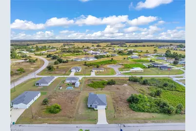 8070 Marsh Cir, Labelle, FL 33935 - Photo 37