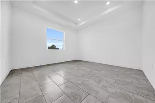 8070 Marsh Cir, Labelle, FL 33935 - Photo 17