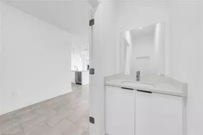 8070 Marsh Cir, Labelle, FL 33935 - Photo 23