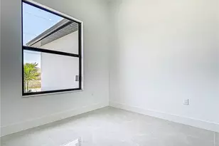 323 NE 19th Terrace, Cape Coral, FL 33909 - Photo 29