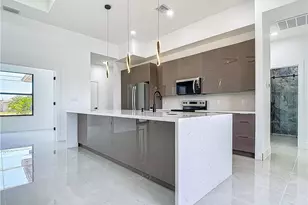 323 NE 19th Terrace, Cape Coral, FL 33909 - Photo 37