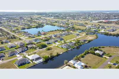 2905 SW 2nd Ter, Cape Coral, FL 33991 - Photo 23