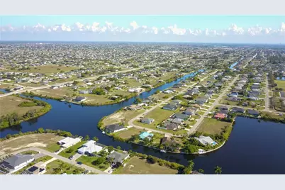 2905 SW 2nd Ter, Cape Coral, FL 33991 - Photo 17