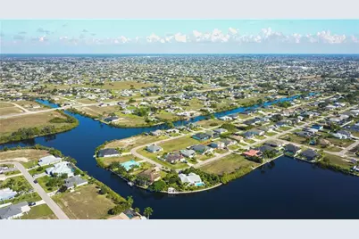 2905 SW 2nd Ter, Cape Coral, FL 33991 - Photo 15