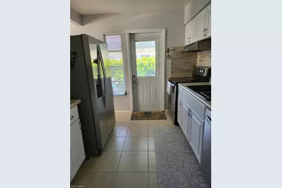 36 Temple Ct, Lehigh Acres, FL 33936 - Photo 3