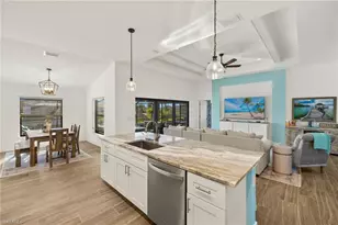 25 NW 14th Ave, Cape Coral, FL 33993 - Photo 11