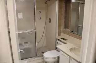 4100 Steamboat Bend E, Fort Myers, FL 33919 - Photo 13