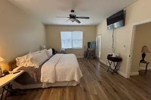 9214 Palm Island Cir, North Fort Myers, FL 33903 - Photo 11