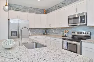 11241 Timber Creek Dr, Fort Myers, FL 33913 - Photo 3