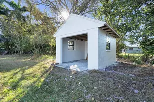 356 New York Dr, Fort Myers, FL 33905 - Photo 35