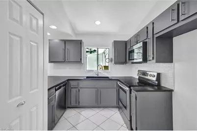 18383 Useppa Rd, Fort Myers, FL 33967 - Photo 5