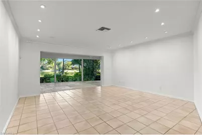 640 Jacana Cir #28, Naples, FL 34105 - Photo 7