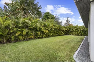 1143 SW 7th Ter, Cape Coral, FL 33991 - Photo 29
