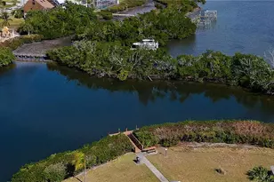 21490 Bay Village Dr, Fort Myers Beach, FL 33931 - Photo 27