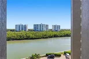 25 Bluebill Ave, Naples, FL 34108 - Photo 3