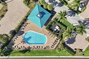 25 Bluebill Ave, Naples, FL 34108 - Photo 47