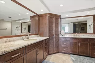 25 Bluebill Ave, Naples, FL 34108 - Photo 27