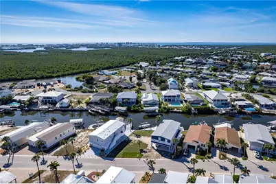 11550 Dogwood Ln, Fort Myers Beach, FL 33931 - Photo 11