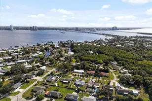 158 Dow Ln, North Fort Myers, FL 33917 - Photo 3