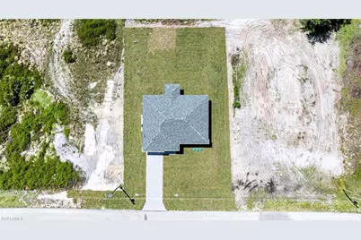 319 Hermosa Ave, Lehigh Acres, FL 33974 - Photo 19