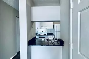 3407 Winkler Ave, Fort Myers, FL 33916 - Photo 9