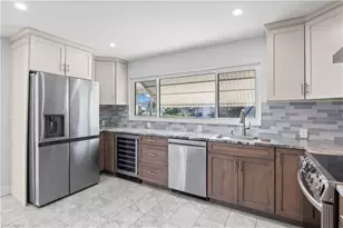 215 Santa Monica Ct, Cape Coral, FL 33904 - Photo 13