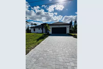 1924 NE 33rd Ln, Cape Coral, FL 33909 - Photo 31