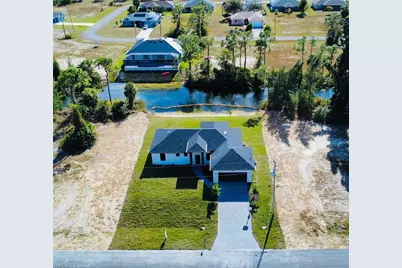 1924 NE 33rd Ln, Cape Coral, FL 33909 - Photo 49