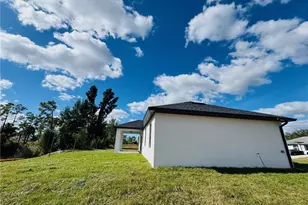 1924 NE 33rd Ln, Cape Coral, FL 33909 - Photo 41