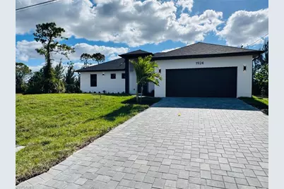 1924 NE 33rd Ln, Cape Coral, FL 33909 - Photo 35