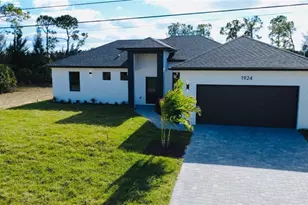 1924 NE 33rd Ln, Cape Coral, FL 33909 - Photo 1