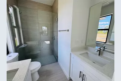 1924 NE 33rd Ln, Cape Coral, FL 33909 - Photo 7