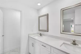 2725 NE 1st Pl, Cape Coral, FL 33909 - Photo 7