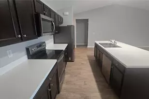 927 SW Embers Terrace, Cape Coral, FL 33991 - Photo 5