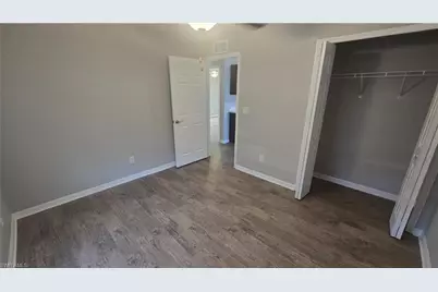 927 SW Embers Ter, Cape Coral, FL 33991 - Photo 7