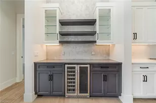 2605 SW 37th St, Cape Coral, FL 33914 - Photo 9