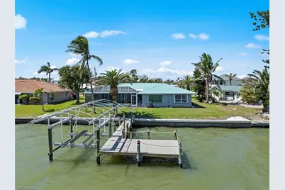 7 Bayview Blvd, Fort Myers Beach, FL 33931 - Photo 9