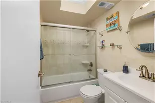 12501 McGregor Blvd, Fort Myers, FL 33919 - Photo 9