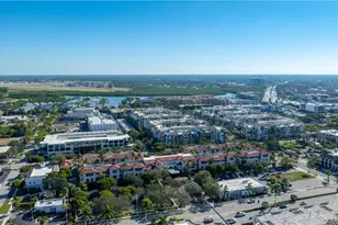 221 9th St S, Naples, FL 34102 - Photo 35