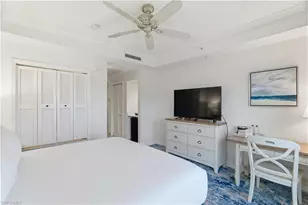 221 9th St S, Naples, FL 34102 - Photo 3